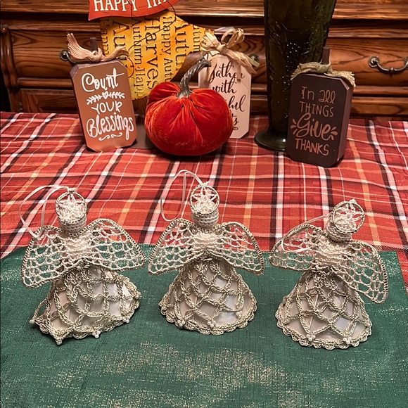 Elegant Crochet Angel Figurines Set of 3 - Picture 5 of 10